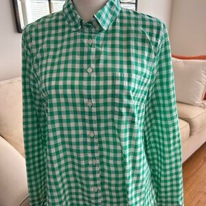 NWOT J Crew Green Checkered  Women’s Button down shirt size Lg